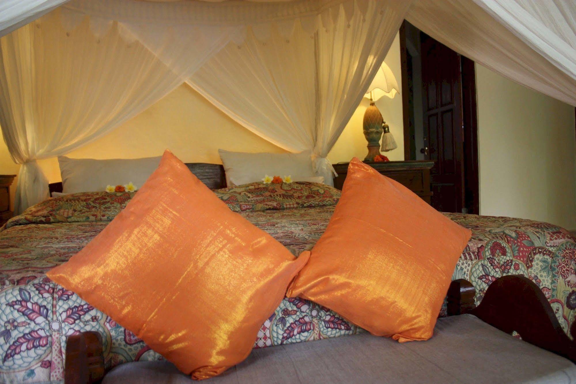Rambutan Boutique Hotel Lovina Beach Extérieur photo